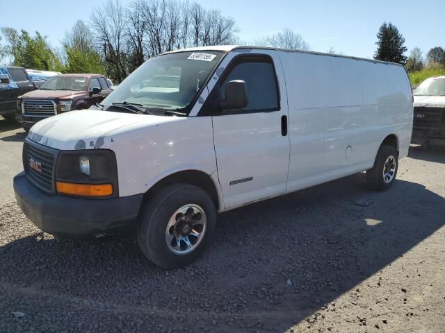 GMC Savana