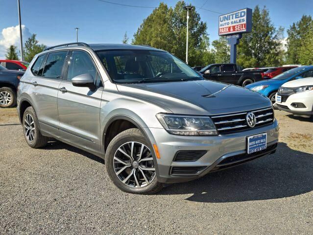 2021 VOLKSWAGEN Tiguan