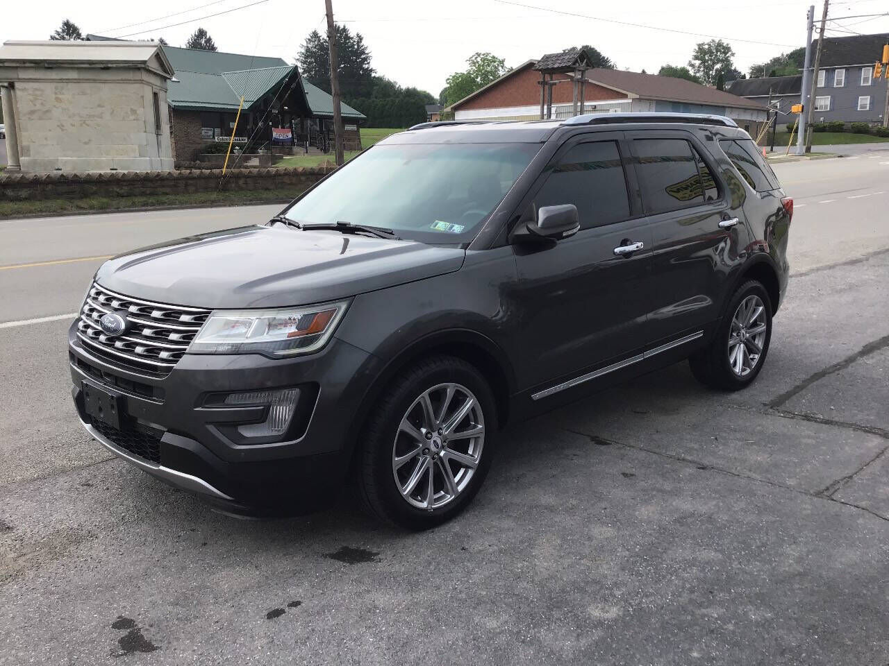 2017 FORD Explorer