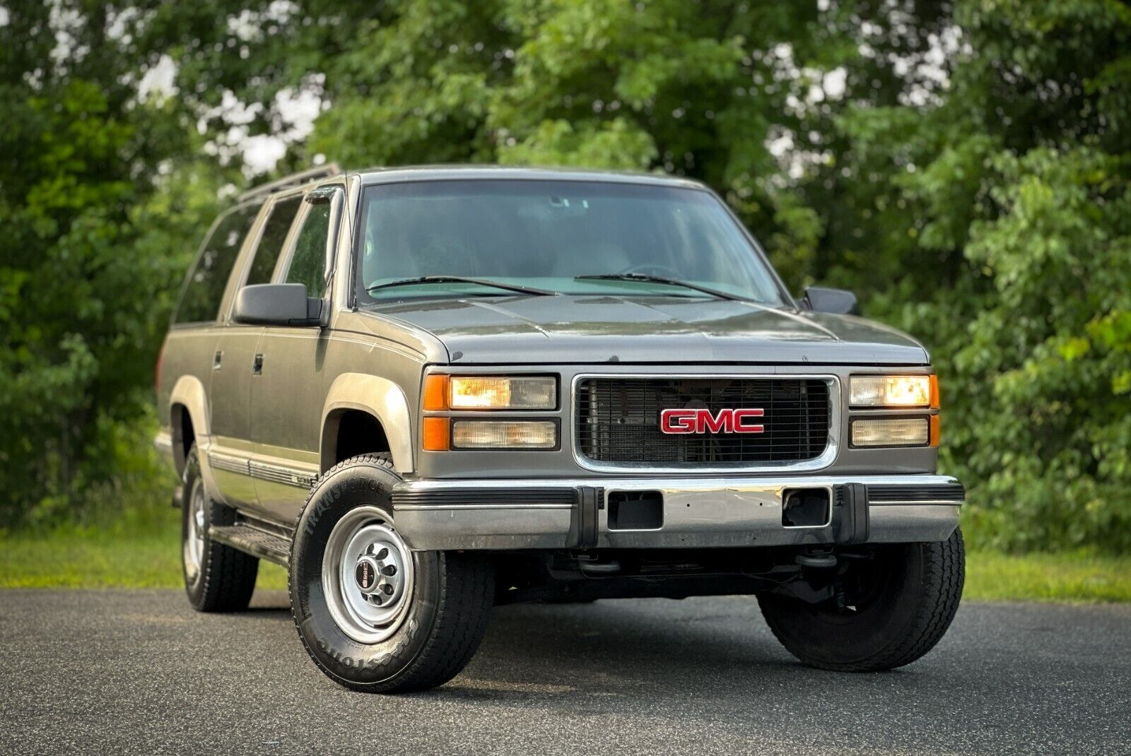 GMC Suburban