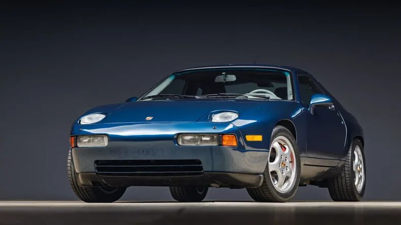 Porsche 928