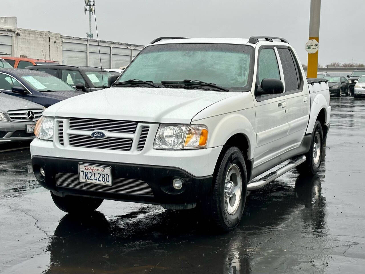 2004 FORD Explorer