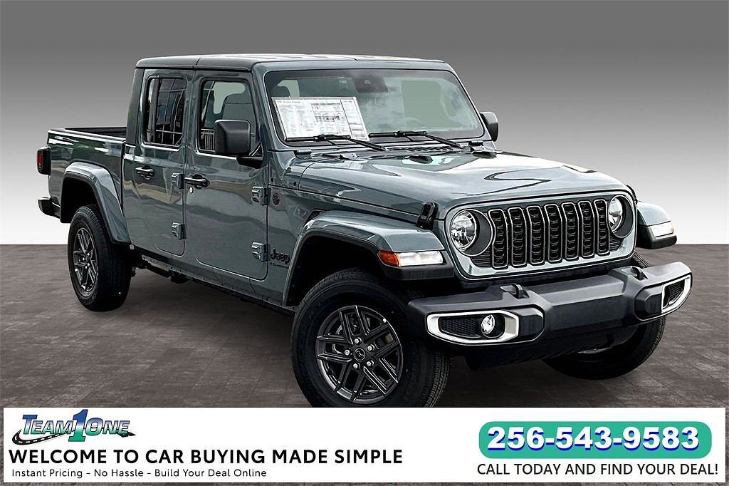 2025 JEEP Gladiator