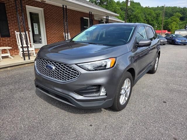 2023 FORD Edge