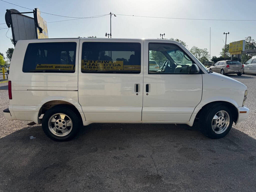 Chevrolet Astro Van