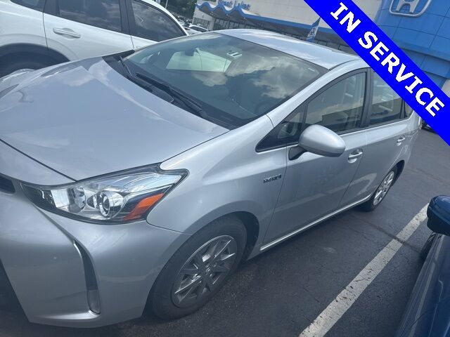 Toyota Prius V