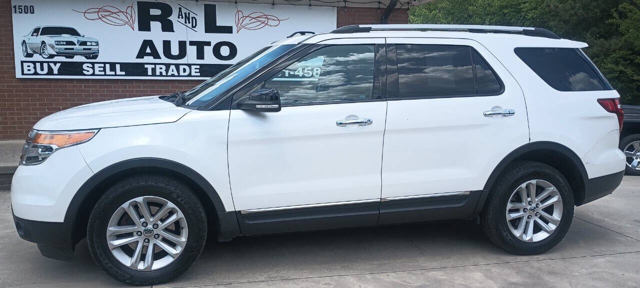 2011 FORD Explorer