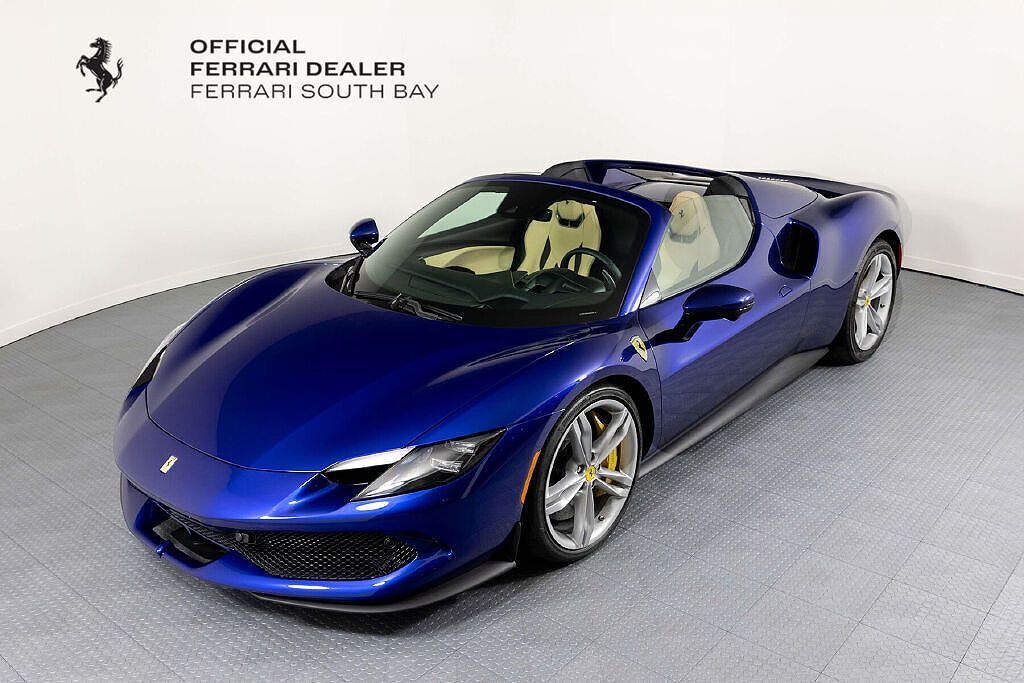 2025 FERRARI 296 GTS