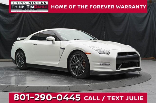 Nissan GT-R