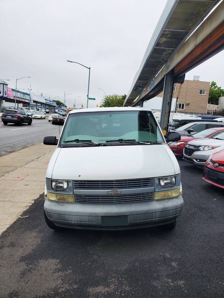 Chevrolet Astro Van