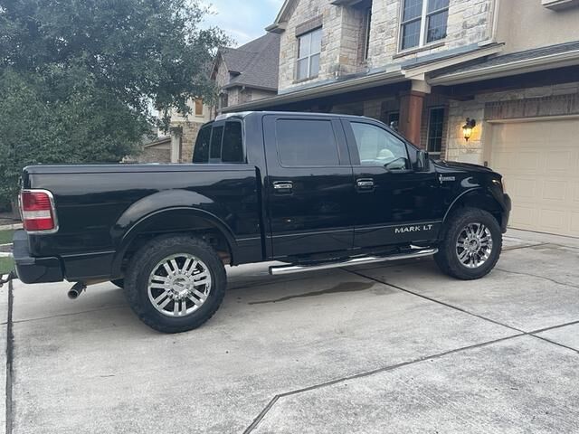 Lincoln Mark LT
