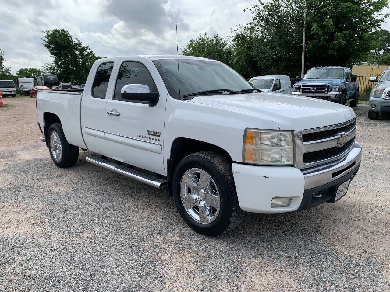 2011 CHEVROLET Silverado