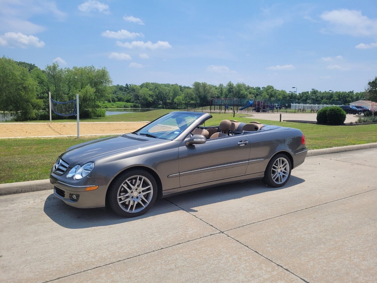 Mercedes-Benz CLK-Class