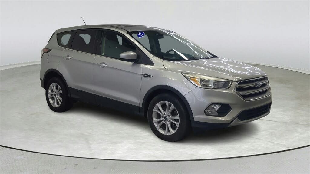 2017 FORD Escape