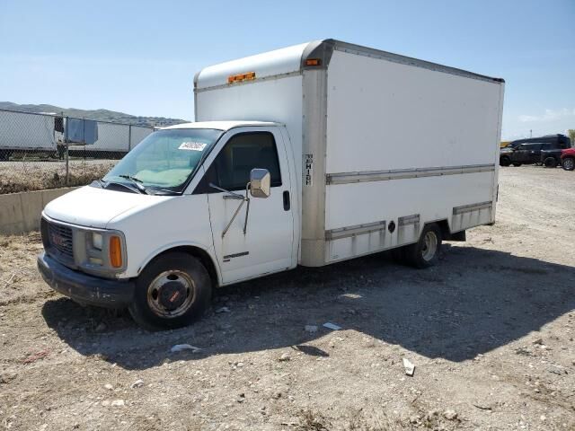 GMC Savana