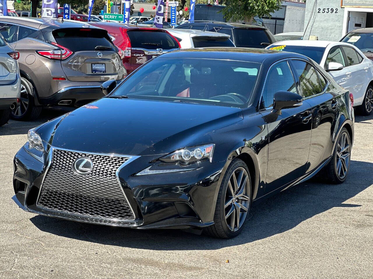 Lexus IS
