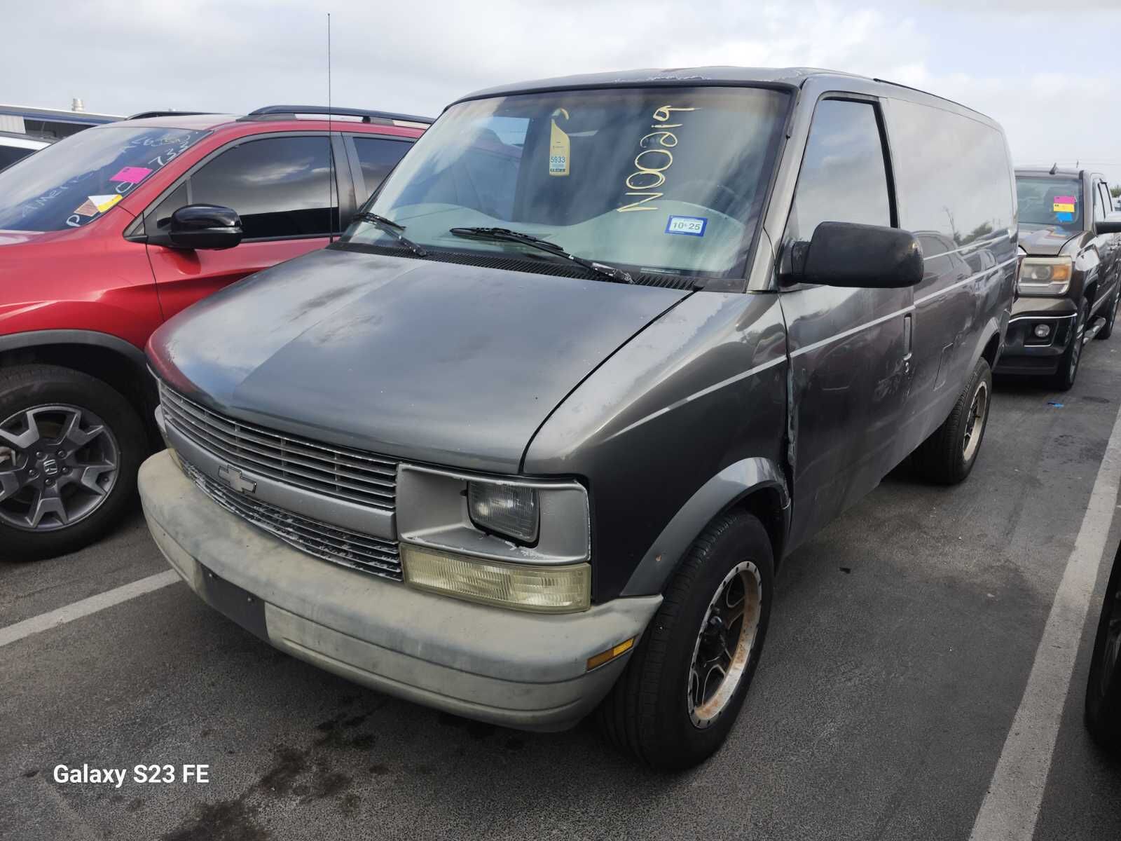 Chevrolet Astro Van