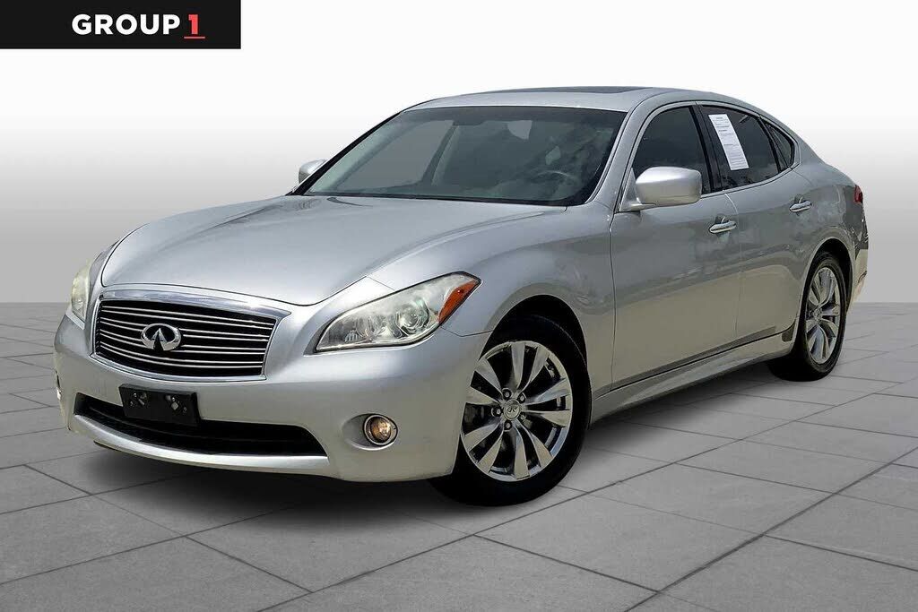 Infiniti M37