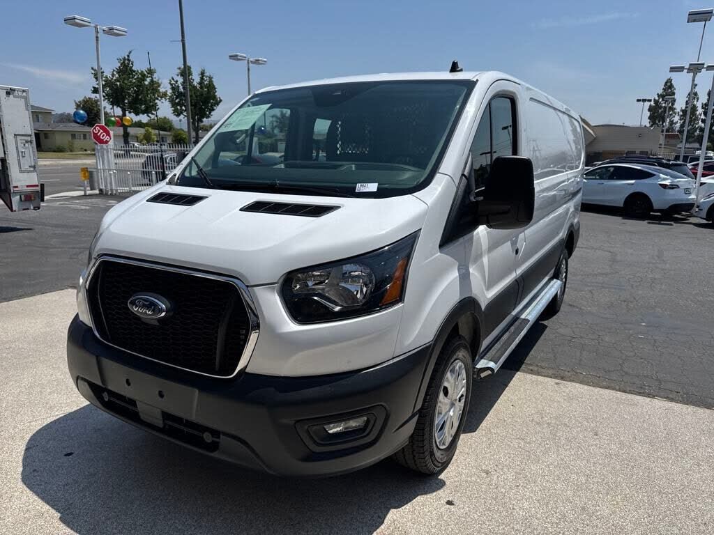 2023 FORD Transit