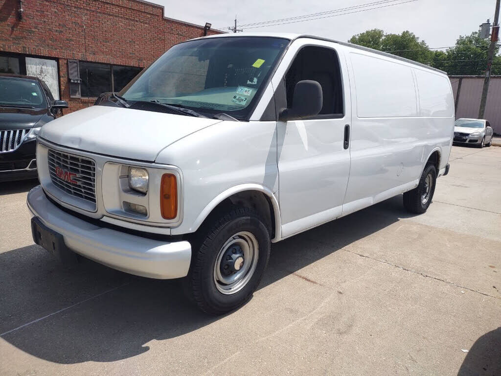 GMC Savana