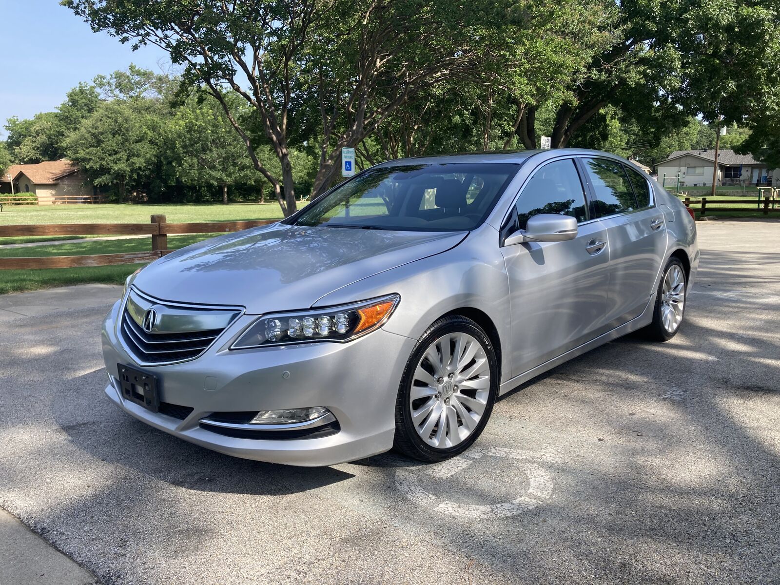 Acura RLX