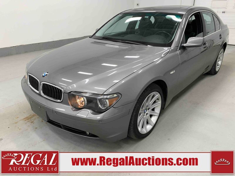 BMW 745i