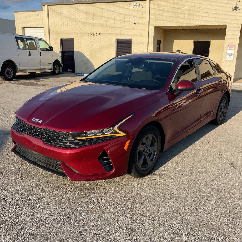 2022 KIA K5