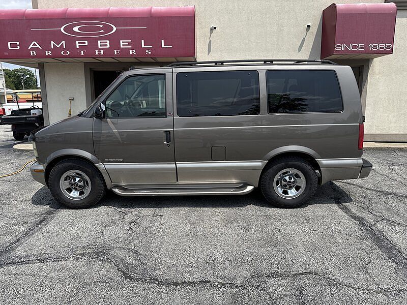 GMC Safari