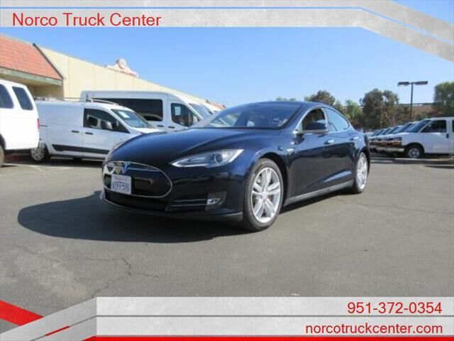2013 TESLA Model S