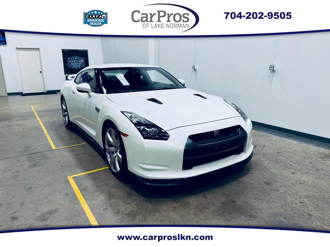 Nissan GT-R