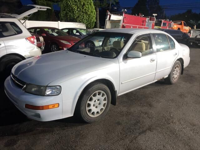 Nissan Maxima