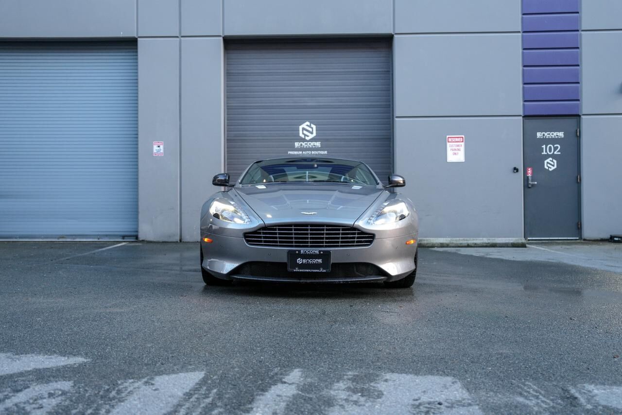 Aston Martin DB9