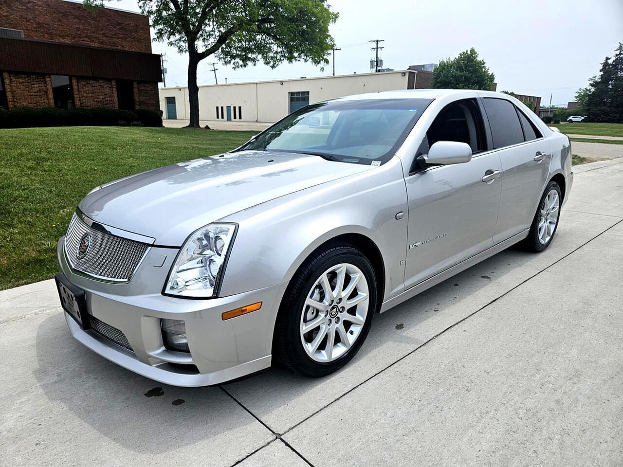 Cadillac STS