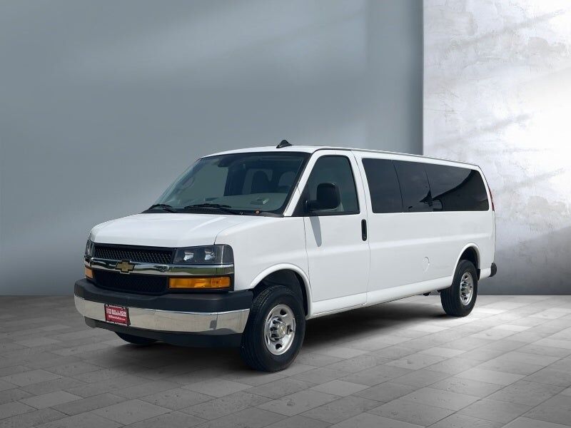 2024 CHEVROLET Express