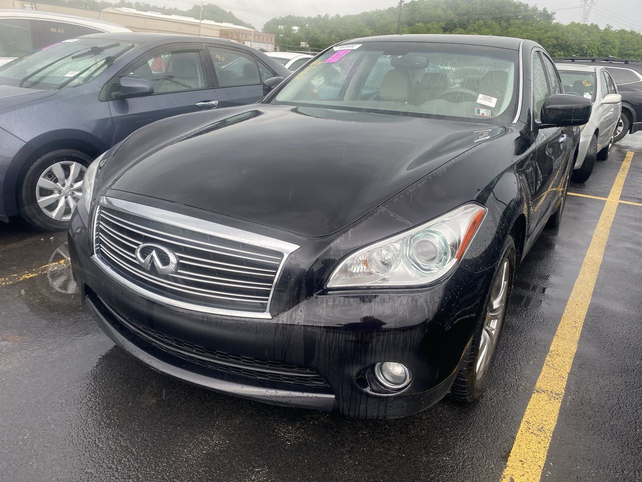 Infiniti M37