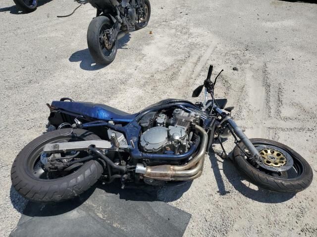 Suzuki GSF600S