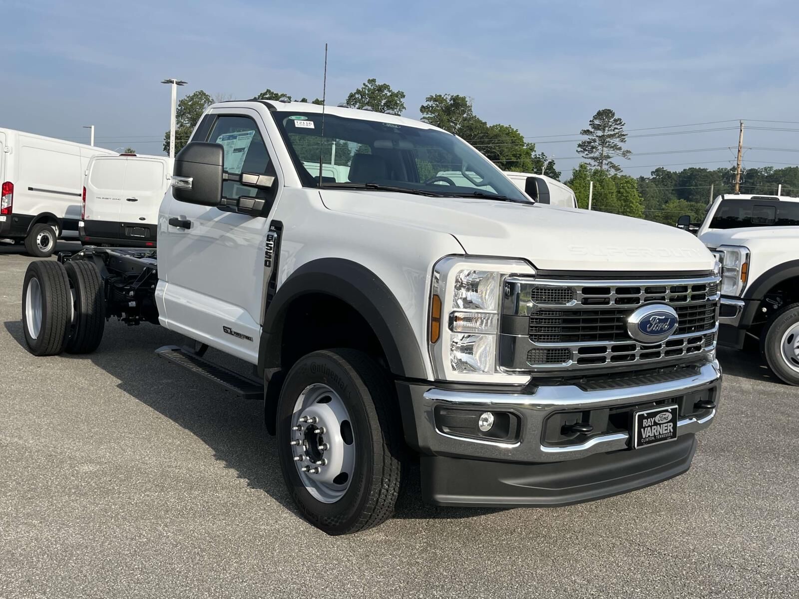 2025 FORD F-550
