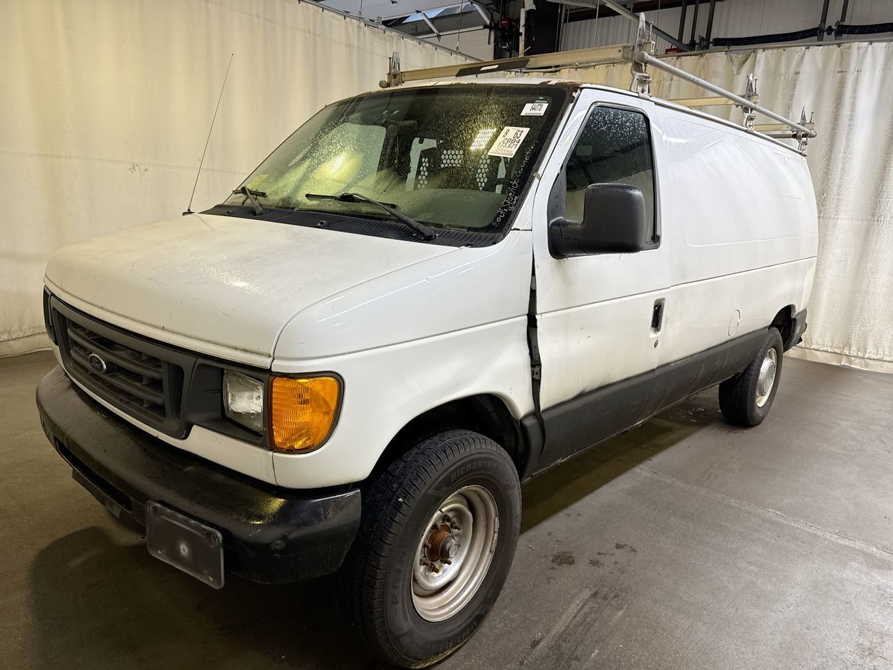Ford E-250