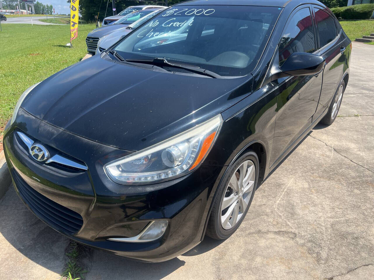 2014 HYUNDAI Accent