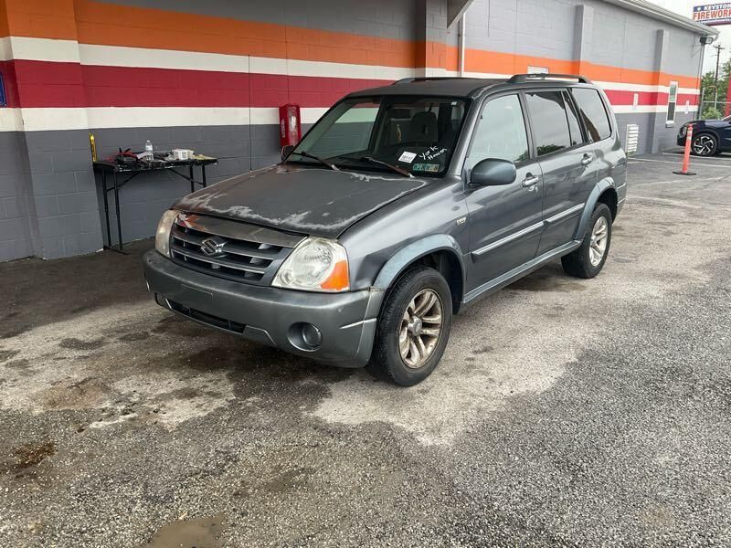 Suzuki XL7