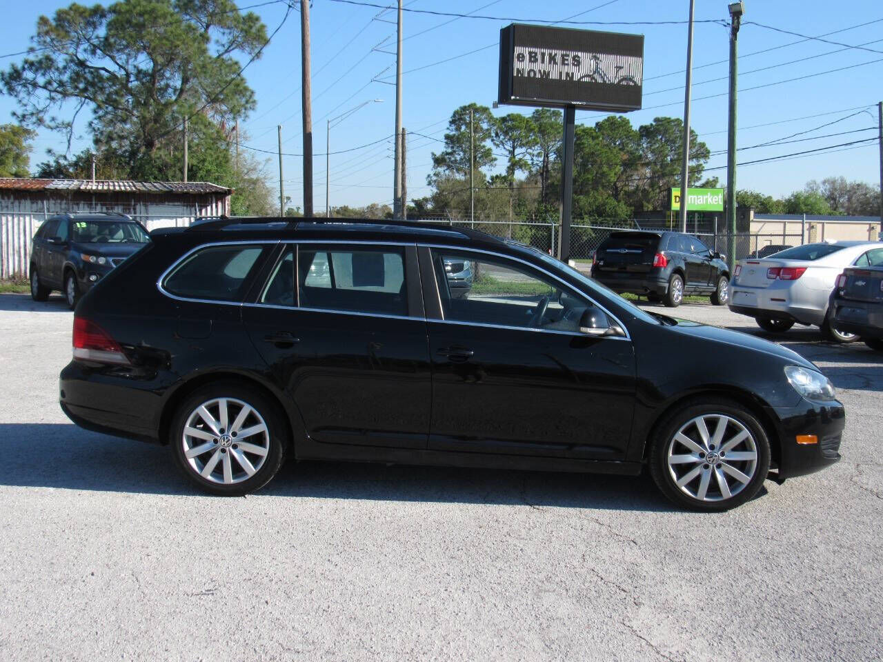 2013 VOLKSWAGEN Jetta SportWagen
