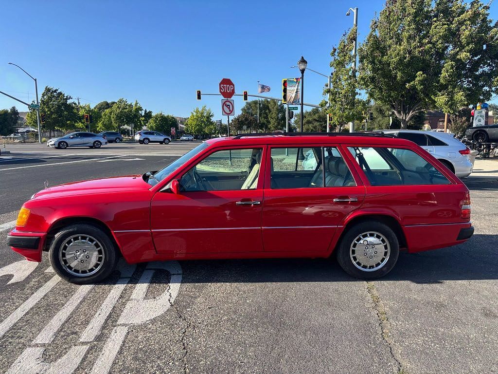 Mercedes-Benz 300