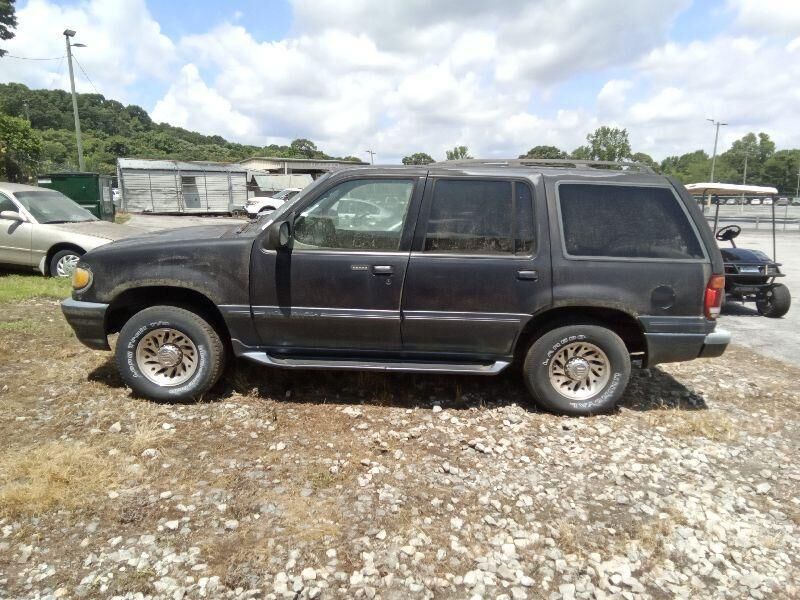 Mercury Mountaineer