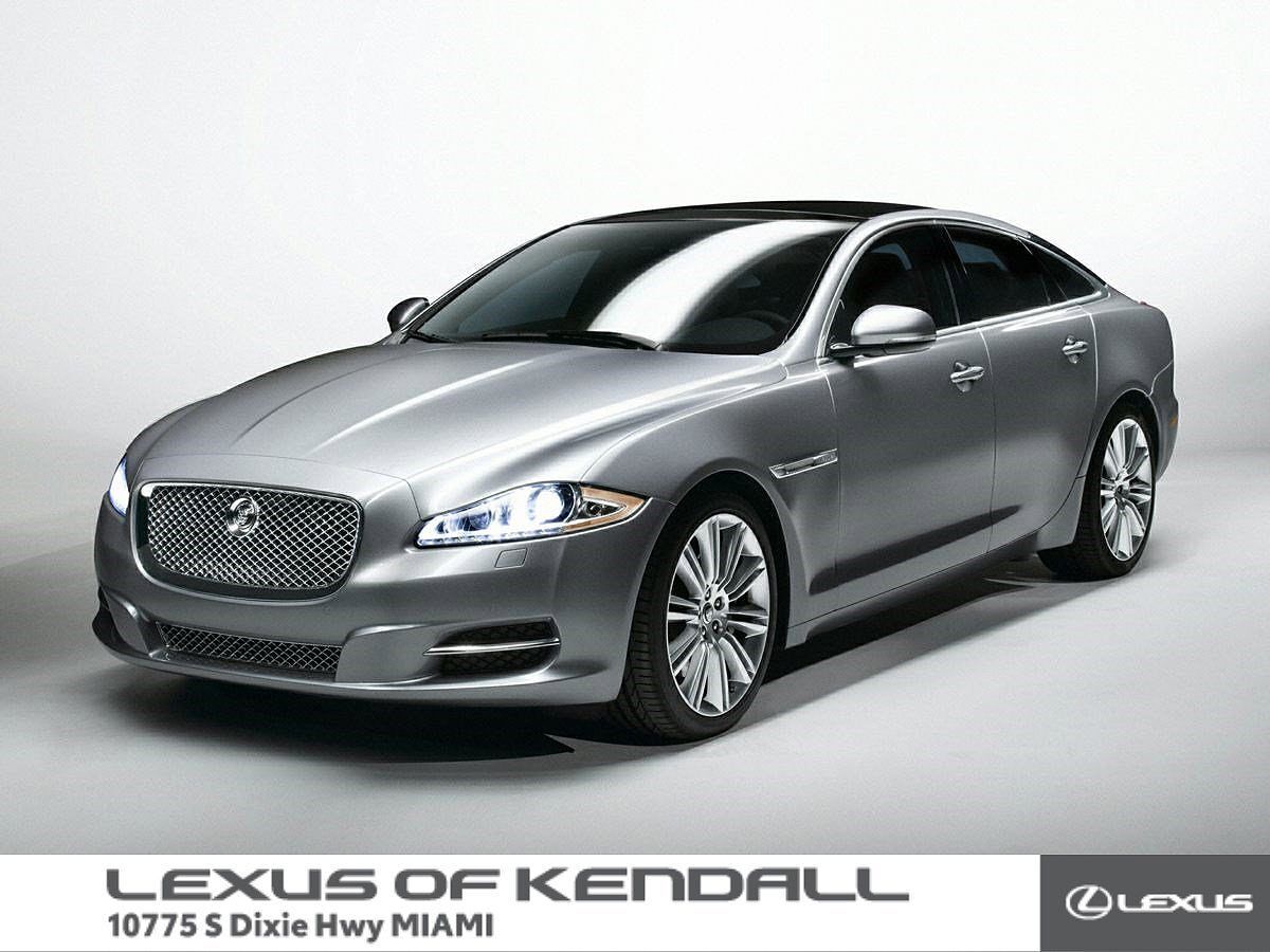 Jaguar XJ