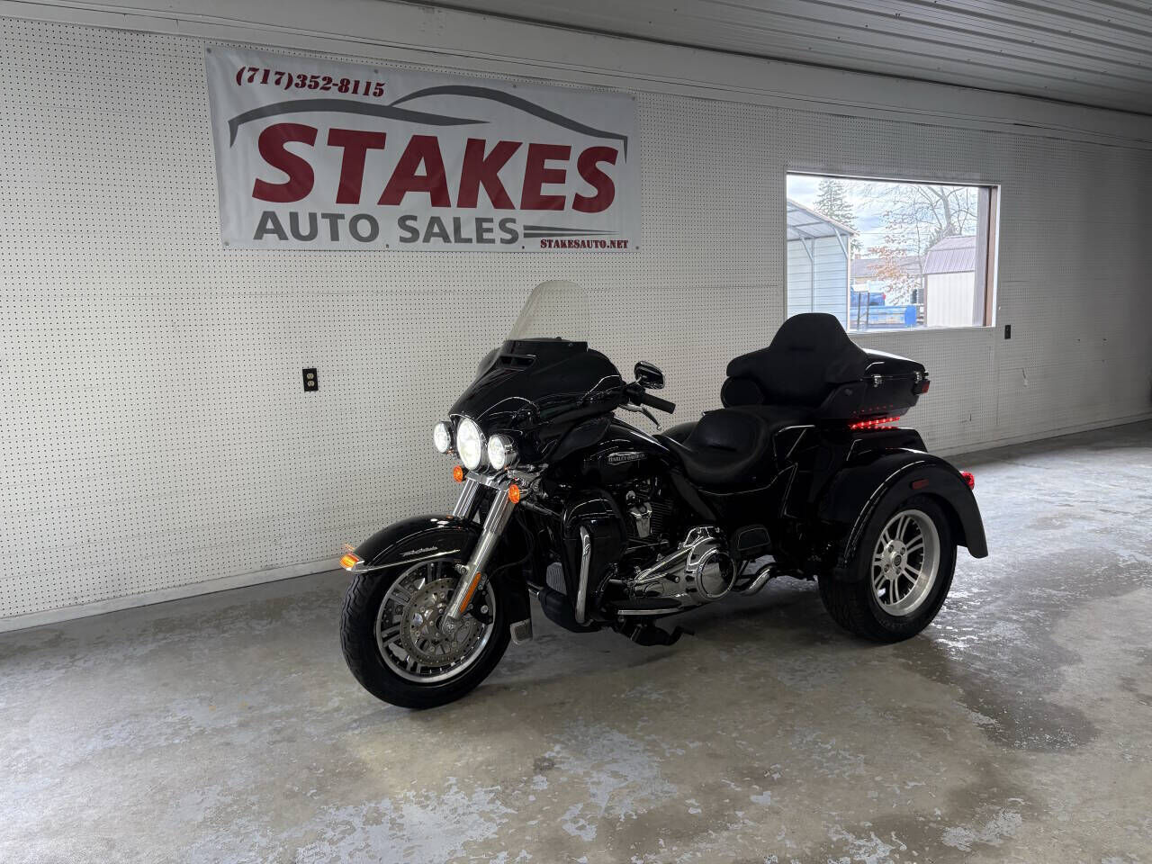 2019 HARLEY DAVIDSON FLHTCUTG / Tri Glide Ultra