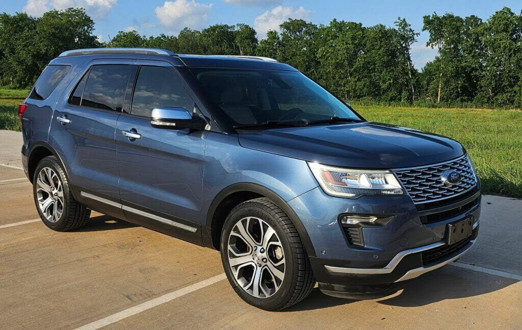 2018 FORD Explorer