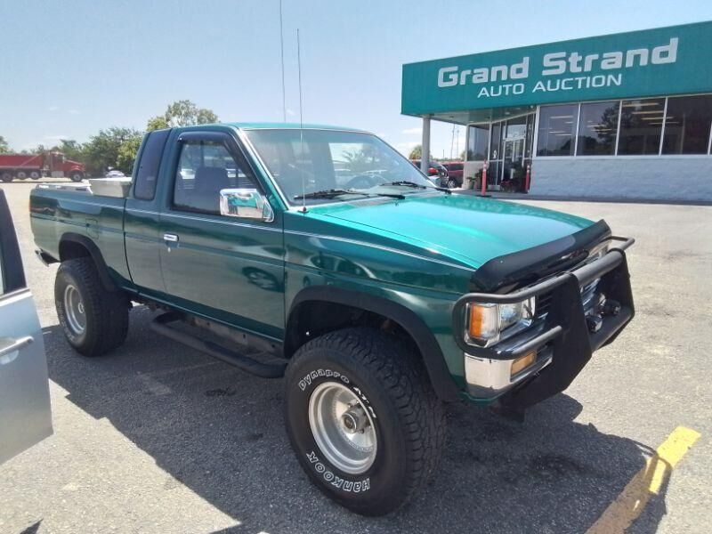Nissan Pickup