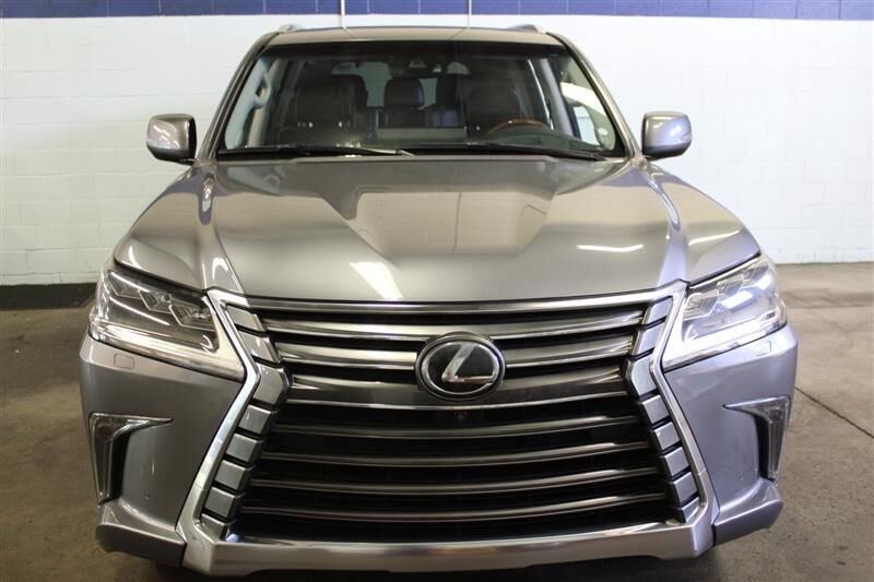 2016 Lexus LX