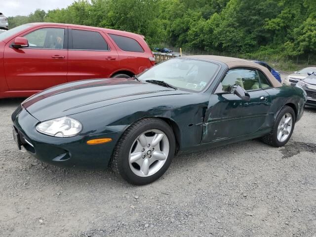Jaguar XK8