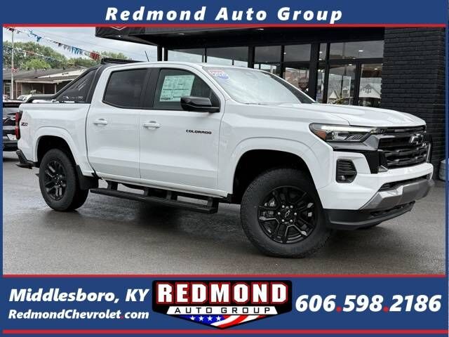 2025 CHEVROLET Colorado